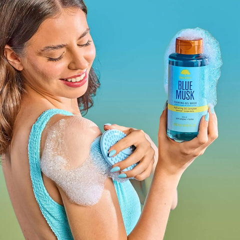 Tree Hut Blue Musk Foaming Body Wash, 18 Fl Oz | Nourishing & Moisturizing Shower Gel w/ Shea Butter & Essential Oils, Soft & Smooth Skin, Gentle Cleanser For All Skin Types